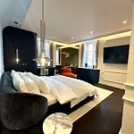 Aurora Luxury Riverside 卢布尔雅那