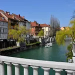 Aurora Luxury Riverside ليوبليانا
