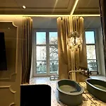 Aurora Luxury Riverside شقة