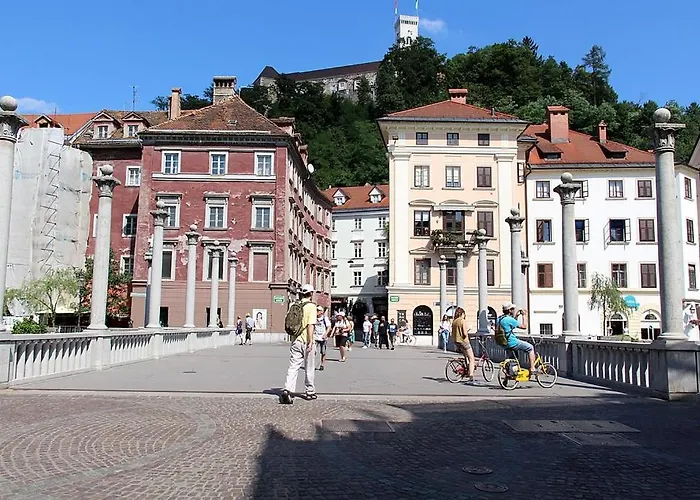 아파트 Aurora Luxury Riverside *